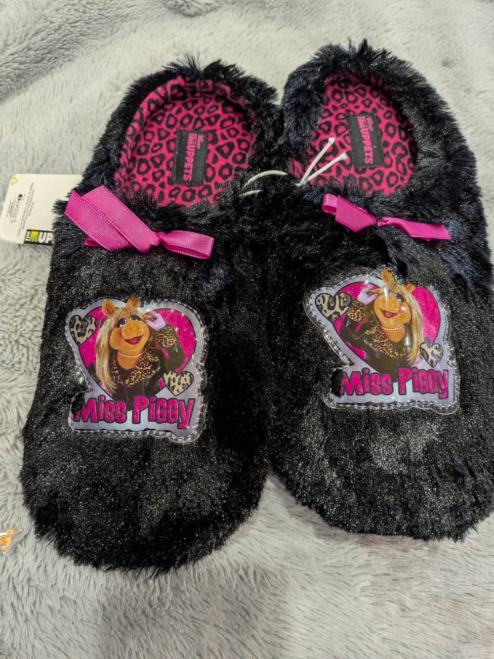 Ladies, Miss Piggy Black & Pink Slip-On Slippers